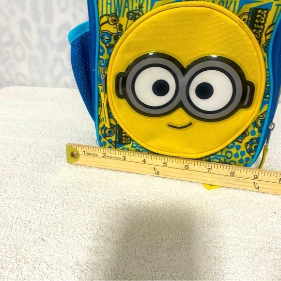 Minion The Rise of Gru Lunch Tote Kids Insulated Lunch Bag Pockets NWOT - Picture 6 of 11